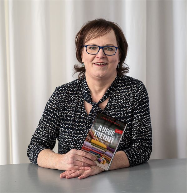 Vera Nentwich, Autorinnenfoto zu Weber & Wozniak – Aufgetrennt, Foto: Thomas Nentwich