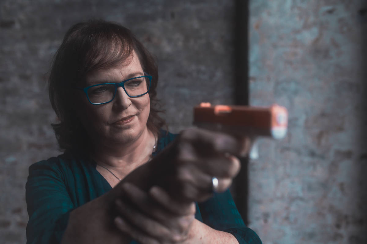 Vera Nentwich, Titelfoto zum Krimikabarett Ständig Morden macht auch nicht glücklich, Foto: Thomas Nentwich